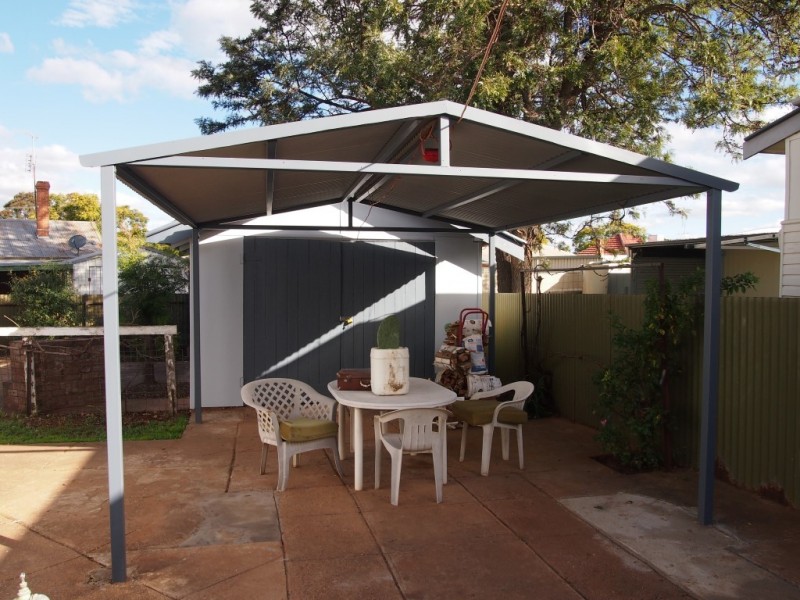 5 Rose Street, Parkes NSW 2870