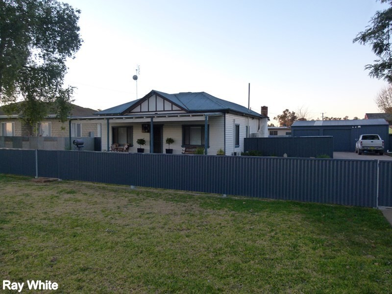 15 Forrester Street, Forbes NSW 2871