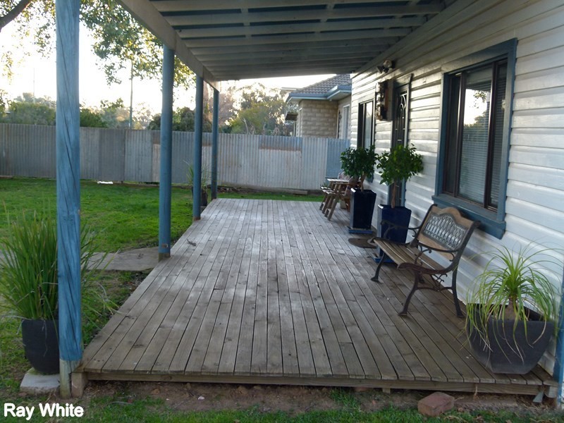 15 Forrester Street, Forbes NSW 2871