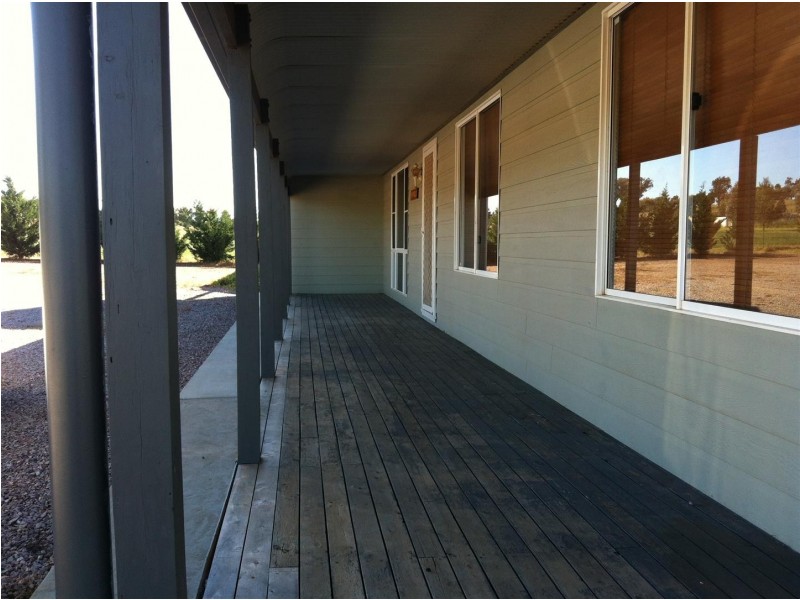 103 Heraghty Road, Parkes NSW 2870