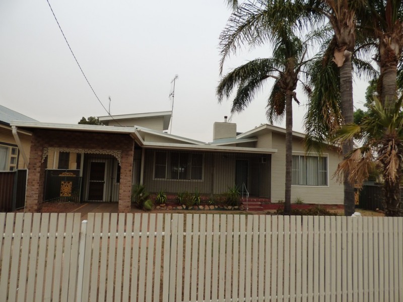 25 Facey Street, Forbes NSW 2871