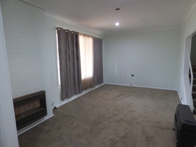 25 Facey Street, Forbes NSW 2871