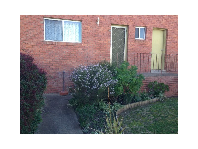 6/11 Albert Street, Parkes NSW 2870