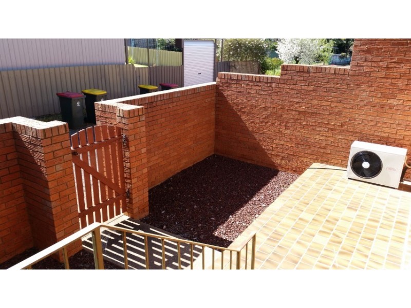 6/11 Albert Street, Parkes NSW 2870