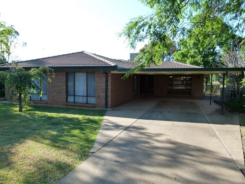 23 Chelsea Crescent, Forbes NSW 2871