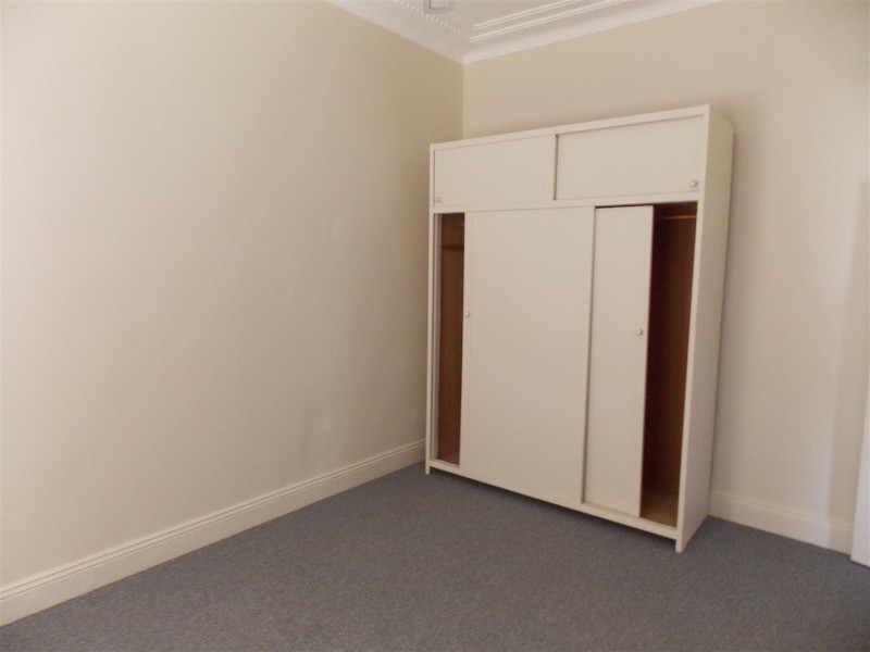 111 Currajong Street, Parkes NSW 2870