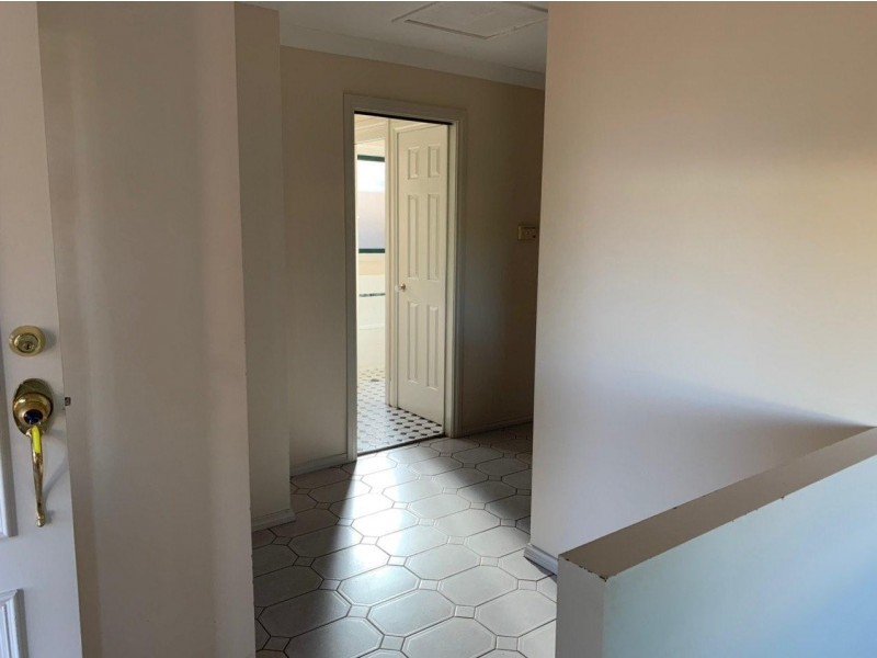 64 Best Street, Parkes NSW 2870