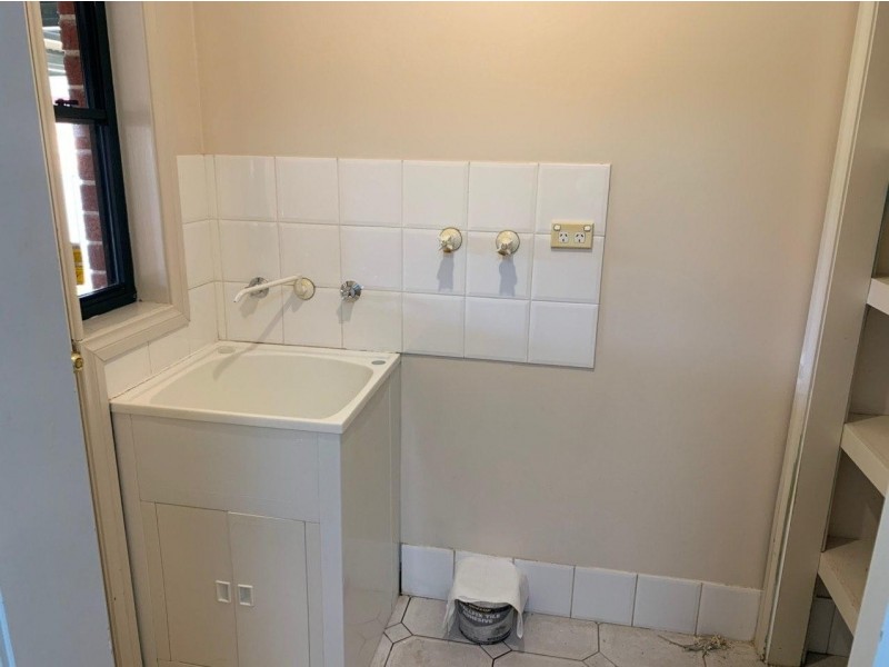 64 Best Street, Parkes NSW 2870