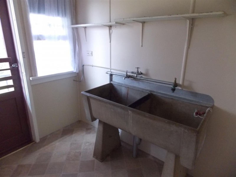 7 Keast Street, Parkes NSW 2870