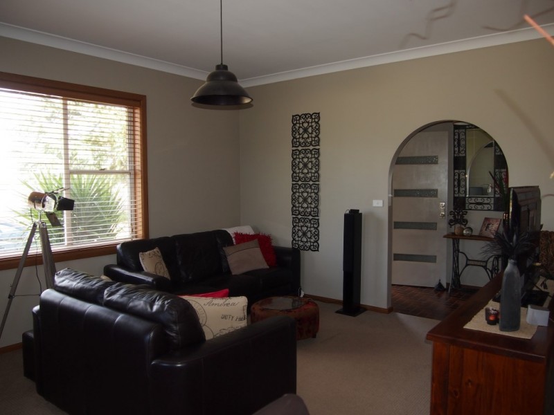 268 Nash Street, Parkes NSW 2870