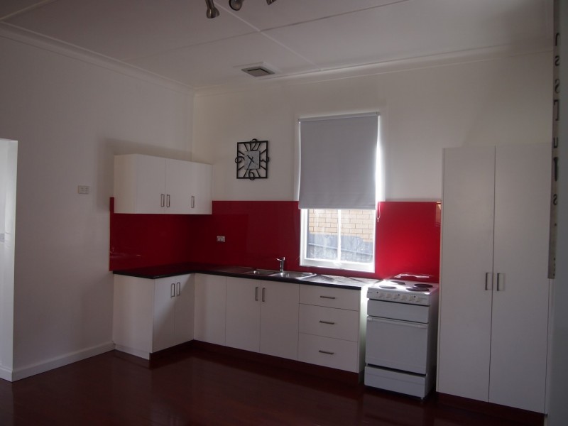 12 Gap Street, Parkes NSW 2870