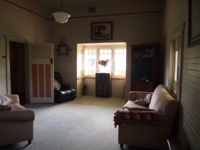 114 Orange Street, Condobolin NSW 2877