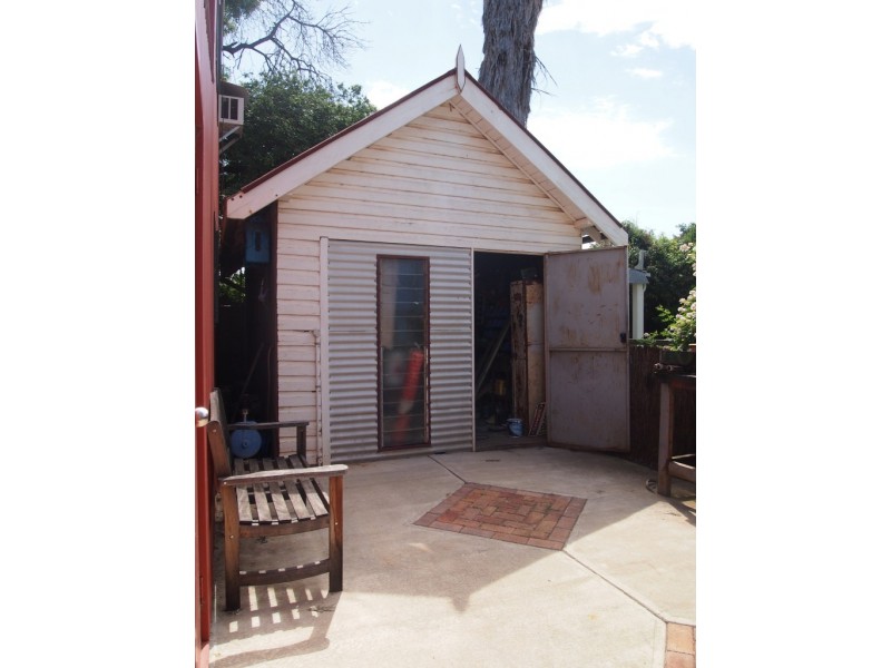 114 Orange Street, Condobolin NSW 2877