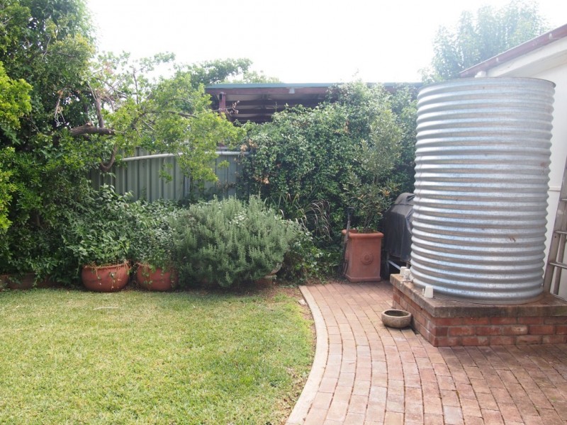 114 Orange Street, Condobolin NSW 2877