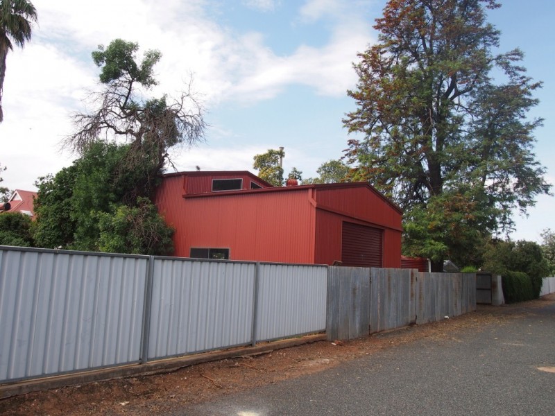 114 Orange Street, Condobolin NSW 2877