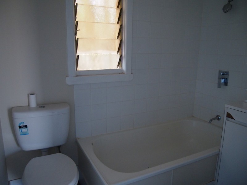 13 Napier St, Condobolin NSW 2877