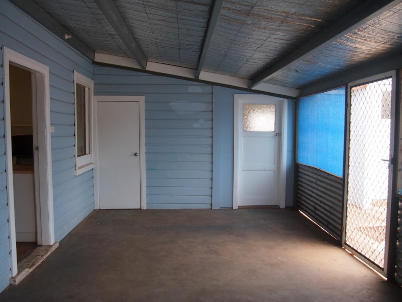 13 Napier St, Condobolin NSW 2877