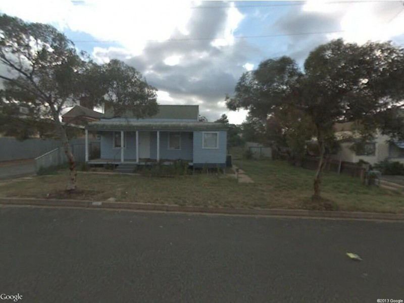 13 Napier St, Condobolin NSW 2877