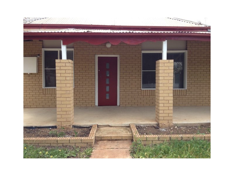 25 Marsden Street, Condobolin NSW 2877