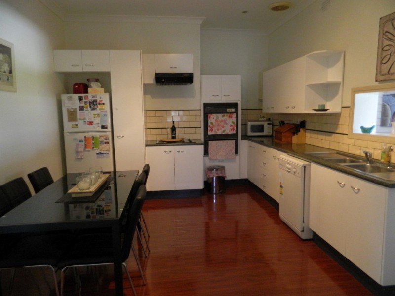 15 Lynch Street, Parkes NSW 2870