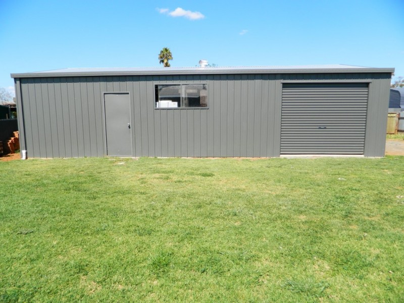 15 Lynch Street, Parkes NSW 2870