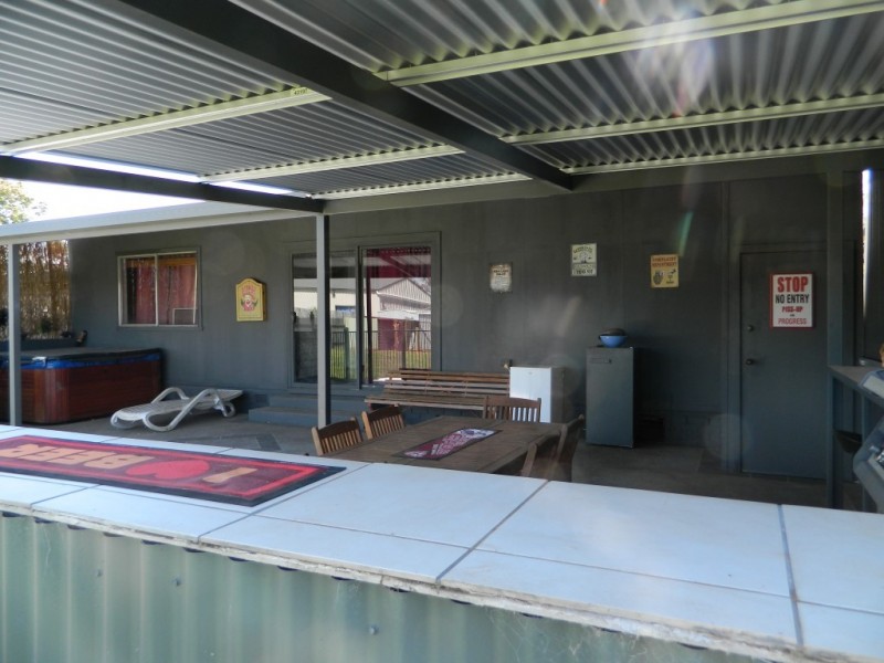 15 Lynch Street, Parkes NSW 2870