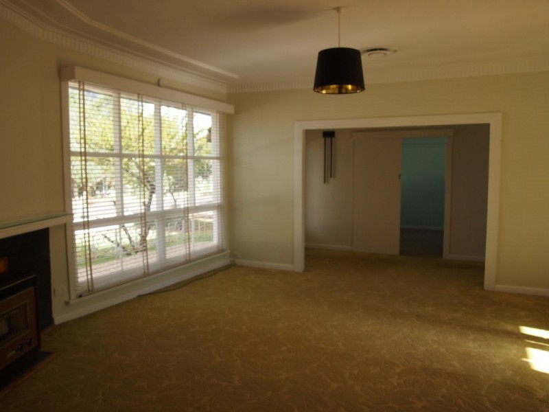 22 Innes St, Condobolin NSW 2877