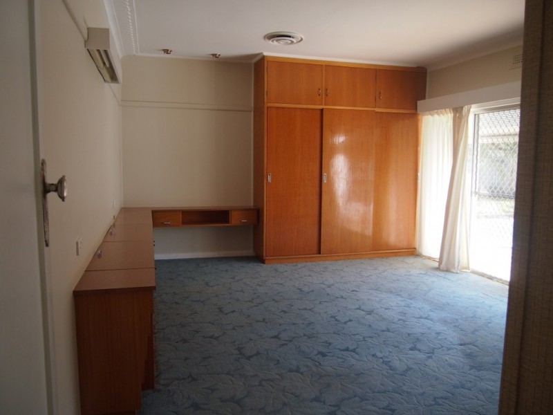 22 Innes St, Condobolin NSW 2877