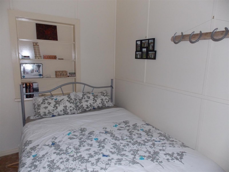 12 Lynch Street, Parkes NSW 2870