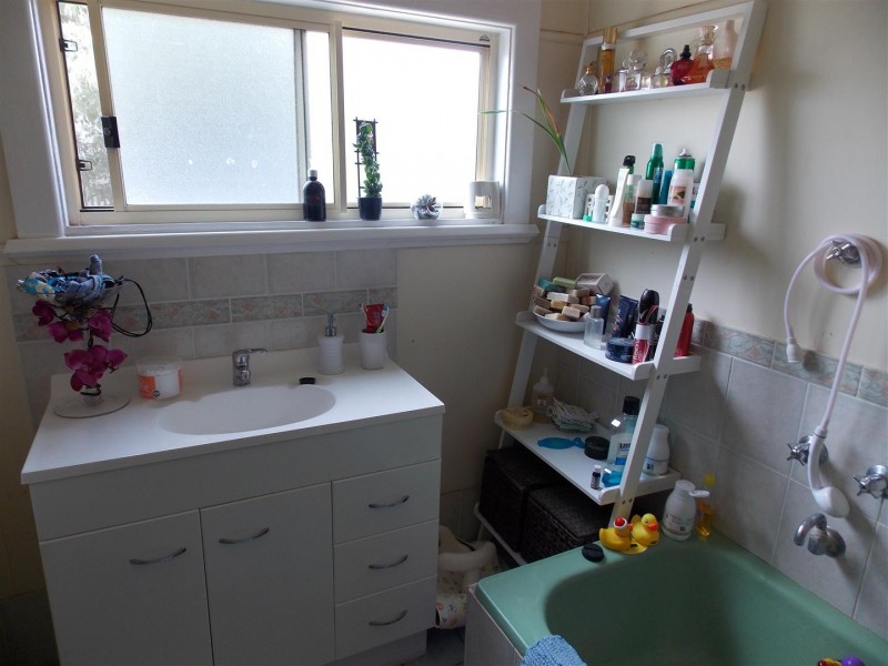 12 Lynch Street, Parkes NSW 2870