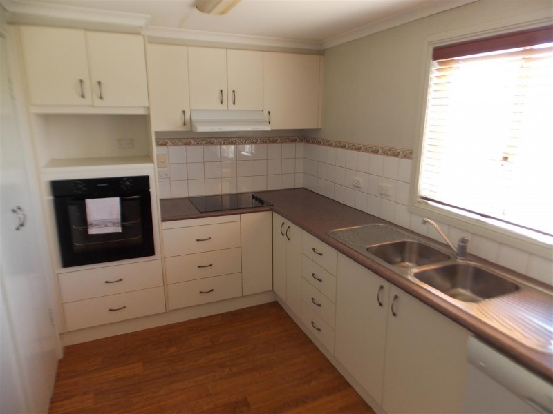 109 Pye Street “Clipity Clop”, Eugowra NSW 2806