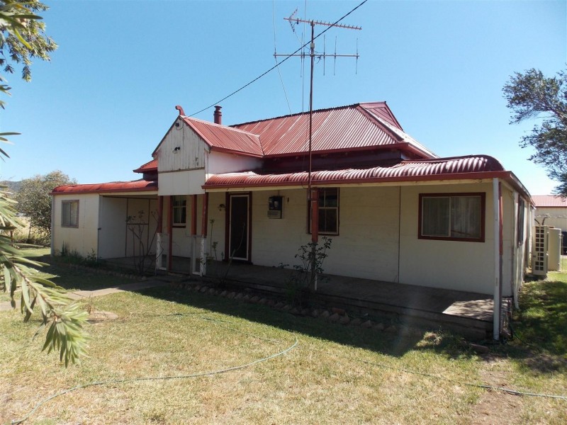 109 Pye Street “Clipity Clop”, Eugowra NSW 2806