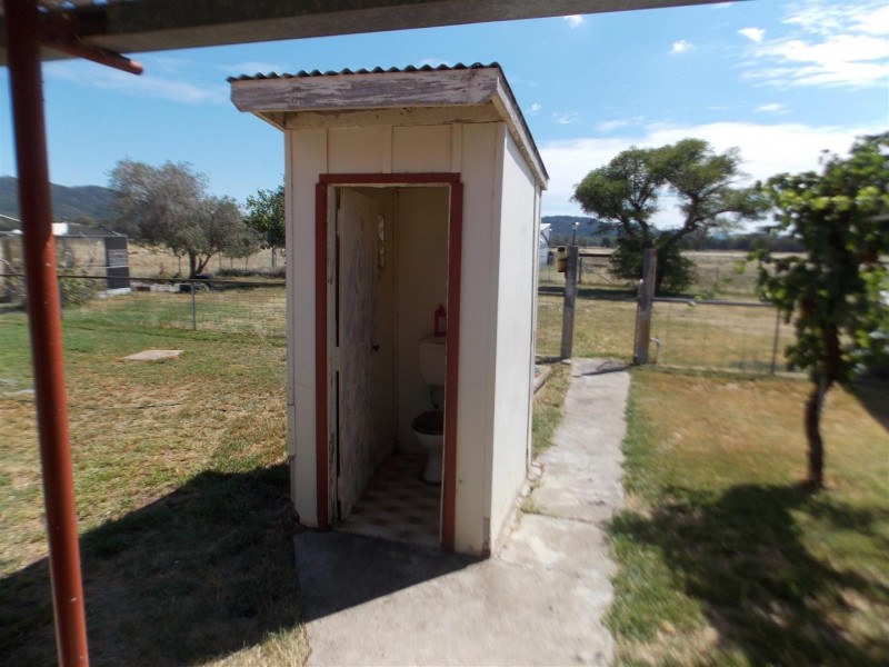 109 Pye Street “Clipity Clop”, Eugowra NSW 2806