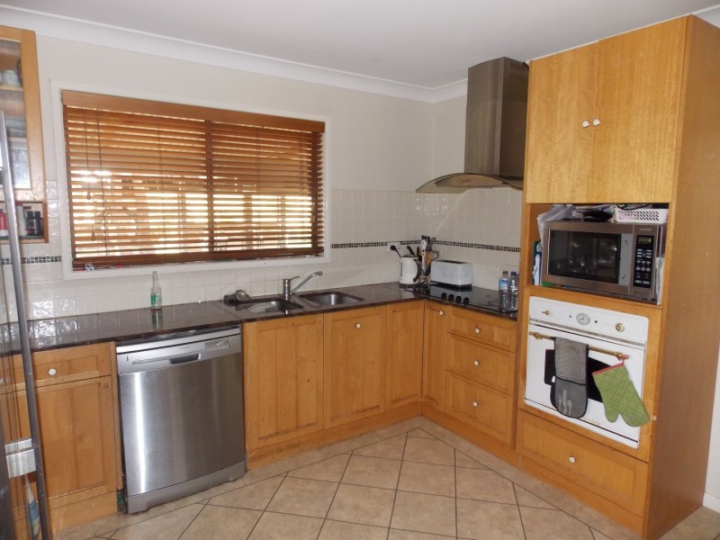 37 Bleechmore Road, Parkes NSW 2870