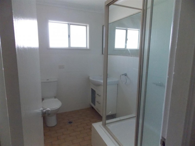 11 Kookaburra Street, Parkes NSW 2870