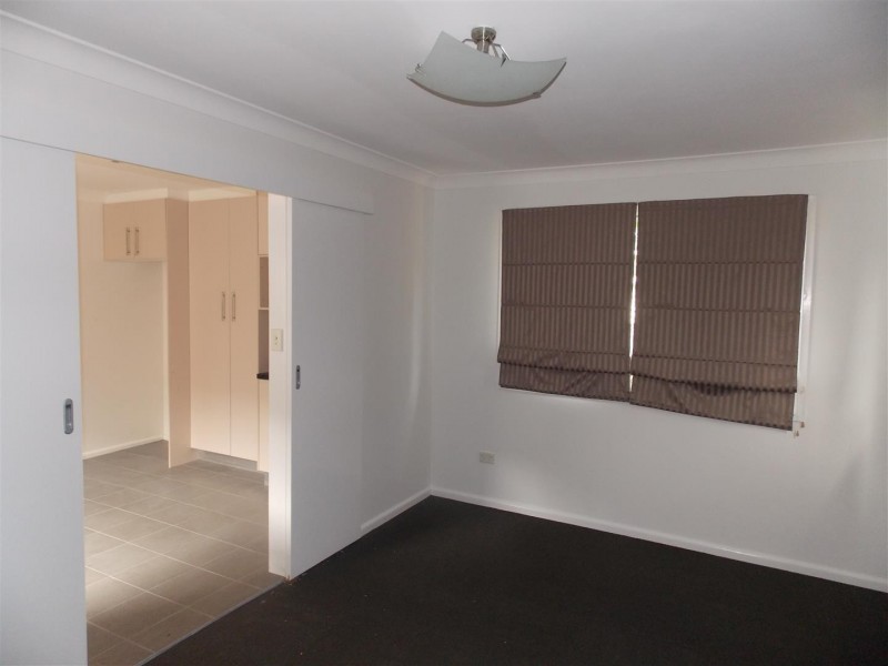 11 Kookaburra Street, Parkes NSW 2870