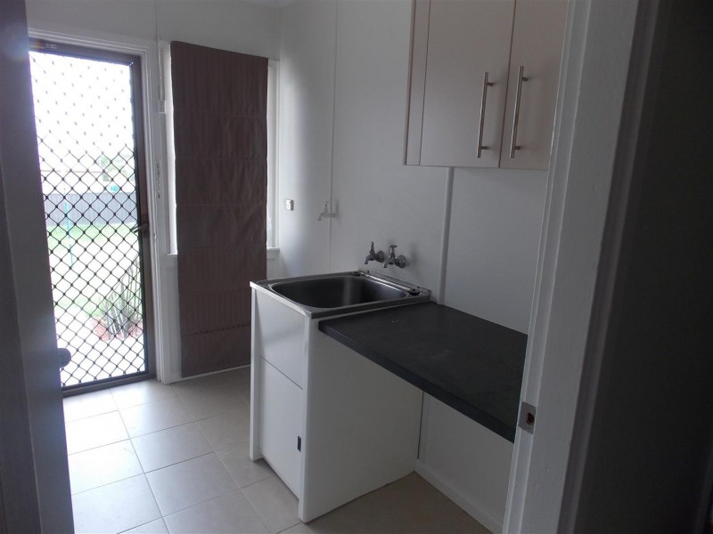 11 Kookaburra Street, Parkes NSW 2870