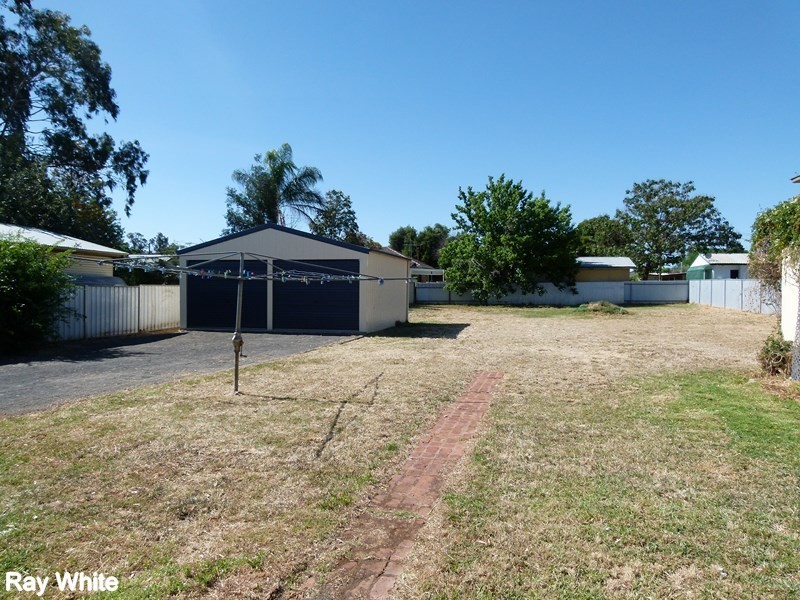 11 Thomson Street, Forbes NSW 2871