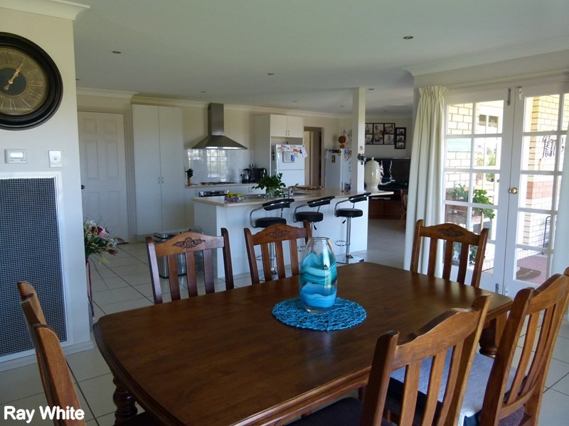 9 Bob Acheson Ave, Forbes NSW 2871