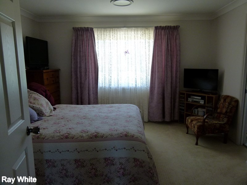 9 Bob Acheson Ave, Forbes NSW 2871