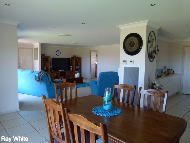 9 Bob Acheson Ave, Forbes NSW 2871