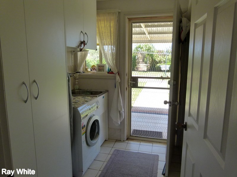 9 Bob Acheson Ave, Forbes NSW 2871