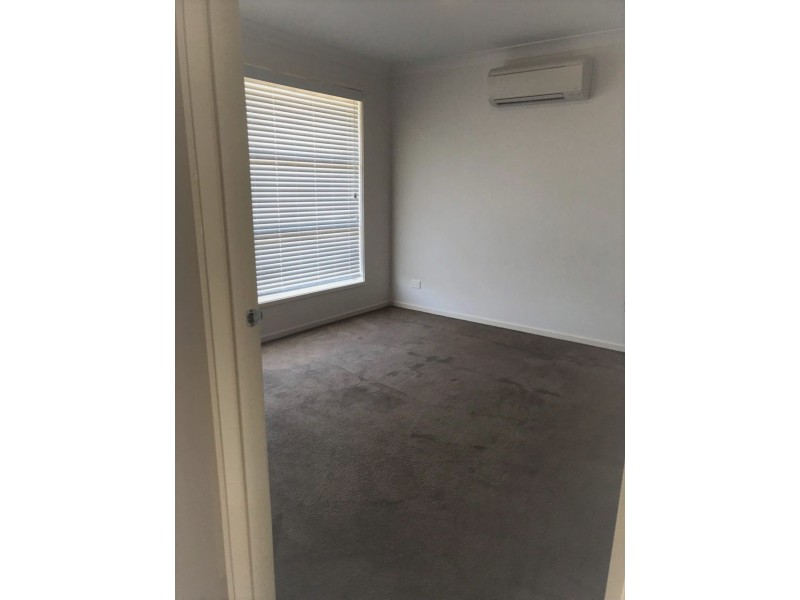 8 Rosewood Avenue, Parkes NSW 2870