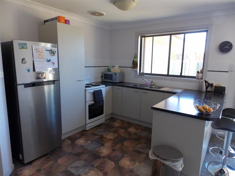 10 Clancy Place, Parkes NSW 2870