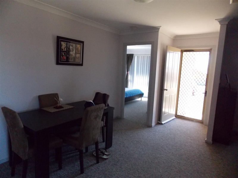 10 Clancy Place, Parkes NSW 2870