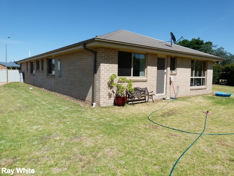 15 Powter Street, Forbes NSW 2871