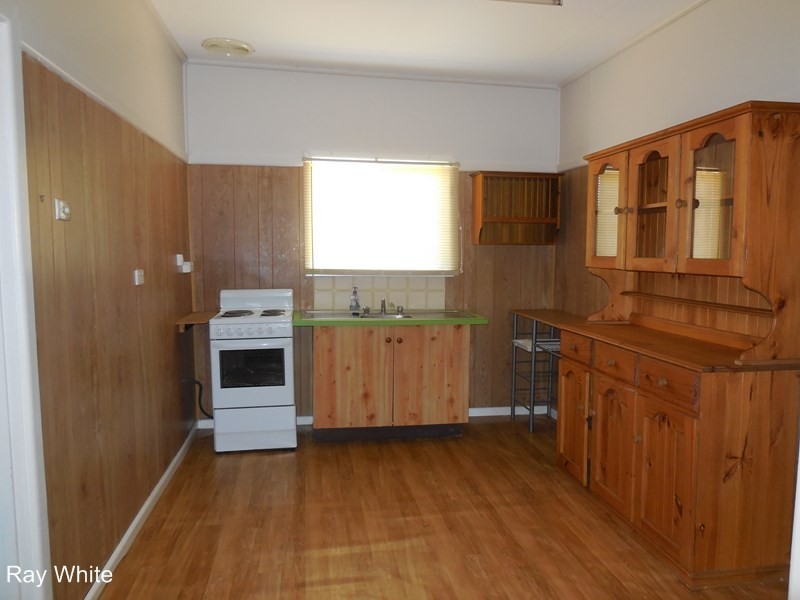 11 Oxford Street, Forbes NSW 2871