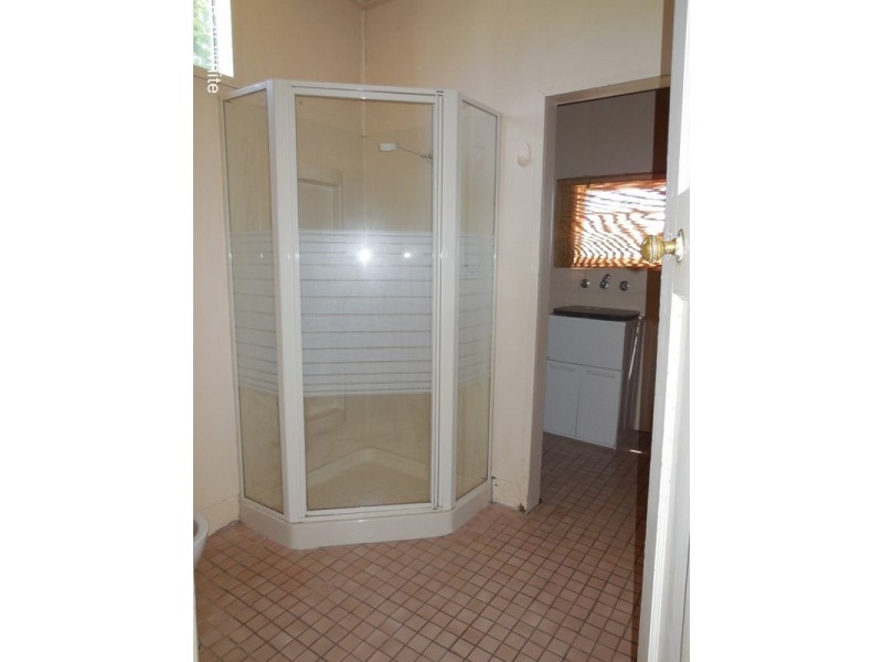 11 Oxford Street, Forbes NSW 2871