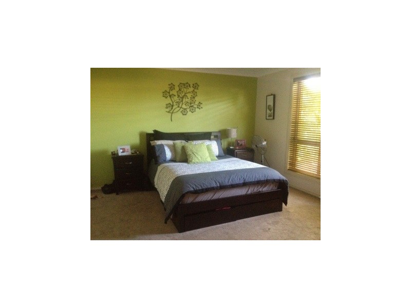 54 Best, Parkes NSW 2870