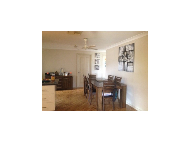 54 Best, Parkes NSW 2870